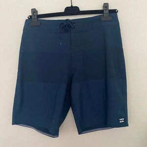 BILLABONG Mens jade colored swim trunks sz 28 recycler tribong airlite like new